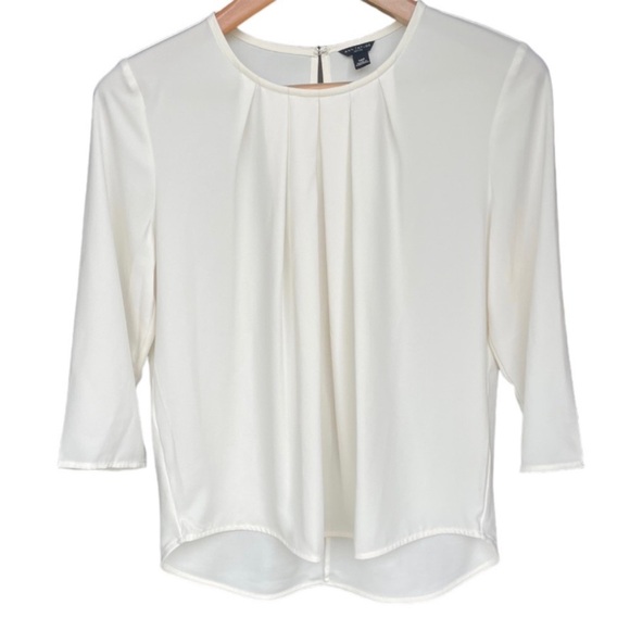 Ann Taylor Pleated Mixed Media Top Blouse Black. Size: Small - Picture 2 of 5